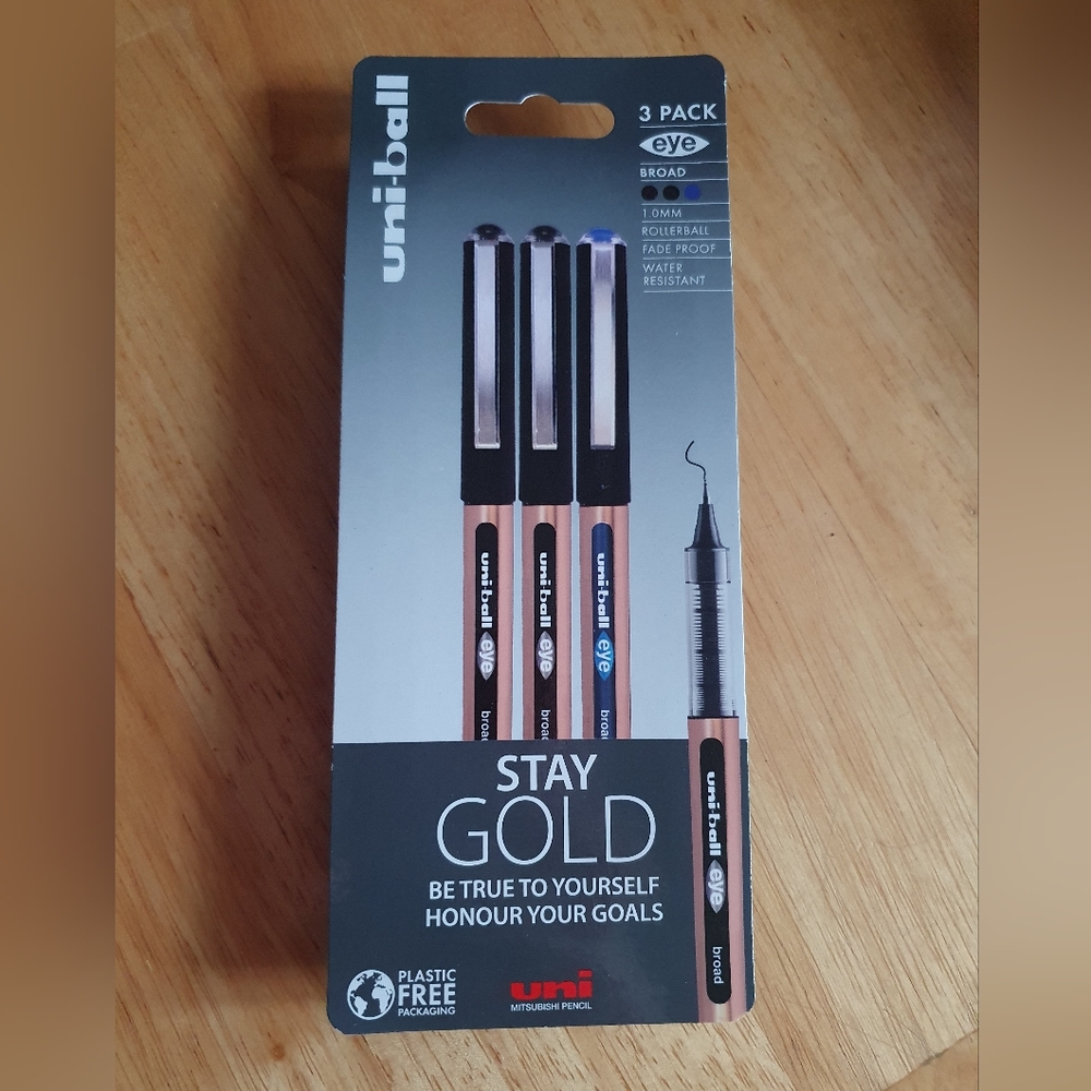 Notepads & Pens Bundle - Picture 5 of 5